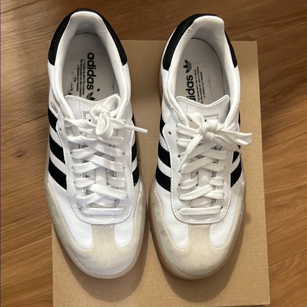 Adidas Men's White and Black Sneakers